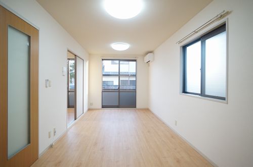 メゾン・ド・フローラルＢ 102号-3