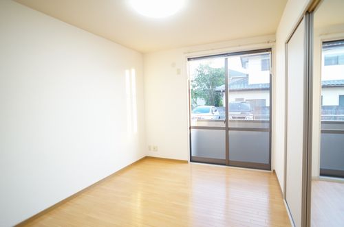 メゾン・ド・フローラルＢ 102号-7