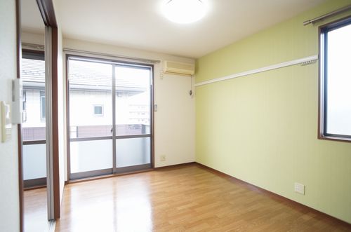 シャーメゾンしらさぎＡ 202号-3