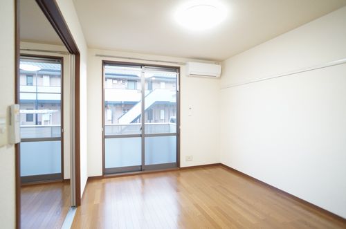 クレストコート　Ⅱ 102号-2