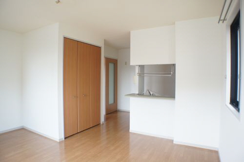 グラン・シャリオＢ 201号-3