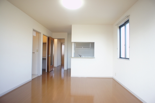 グリーン・ヴィラA 201号-6