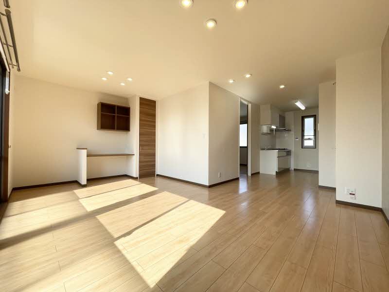 メビュース東城南Ｂ 202号-4