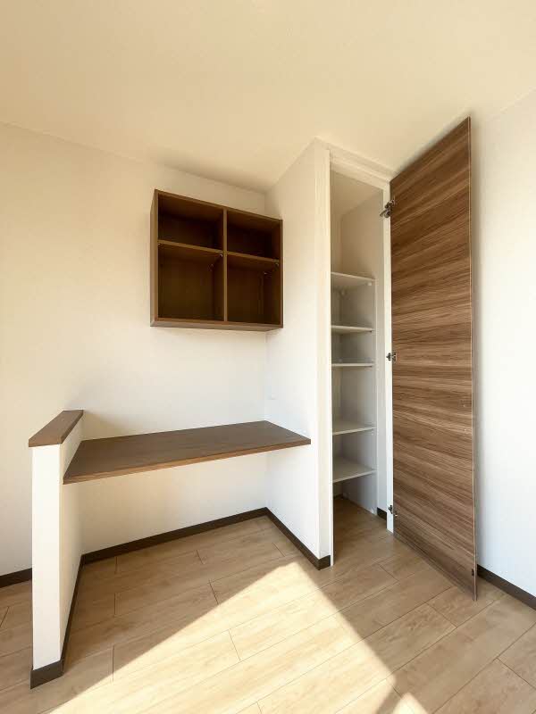 メビュース東城南Ｂ 202号-5