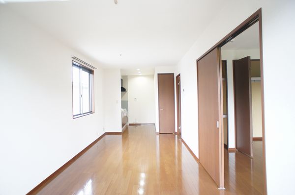 グレイスタウンD 202号-4