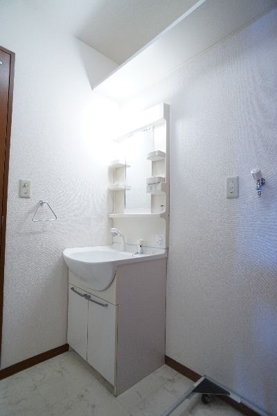 ウインズ・ベルA 102号-8