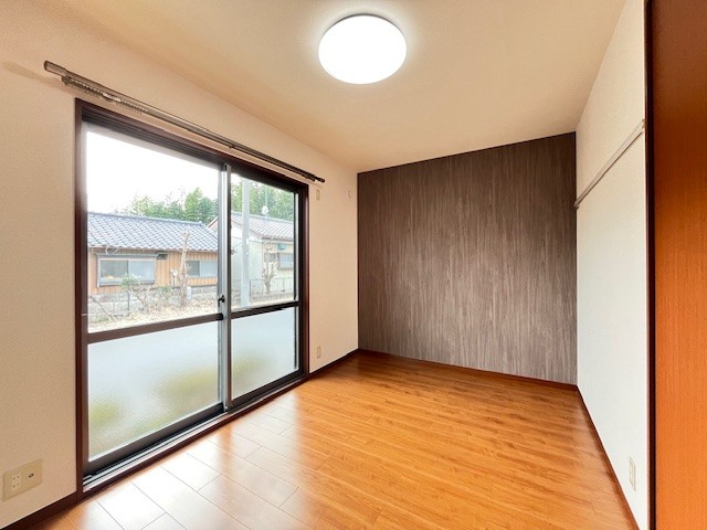 グランドソレーユＢ 101号-6