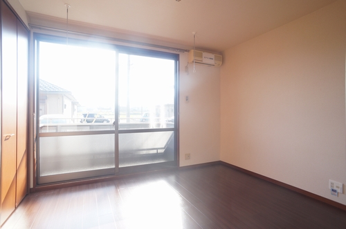 メゾン・シープＥ 102号-3