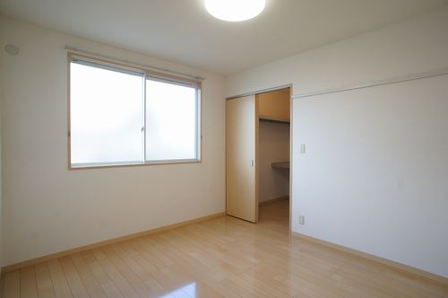 シャーメゾン上大領B 101号-9