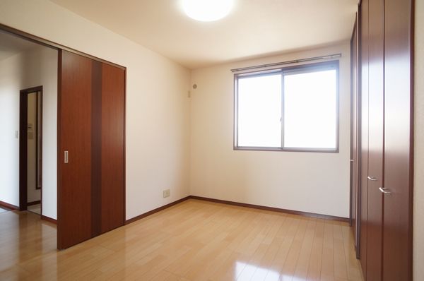 メゾン・ド・ベルＤ 101号-6