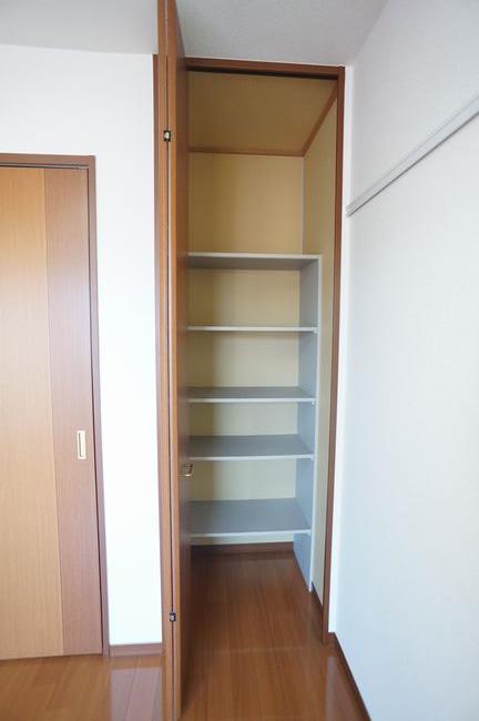 メゾン・クレスト 203号-11