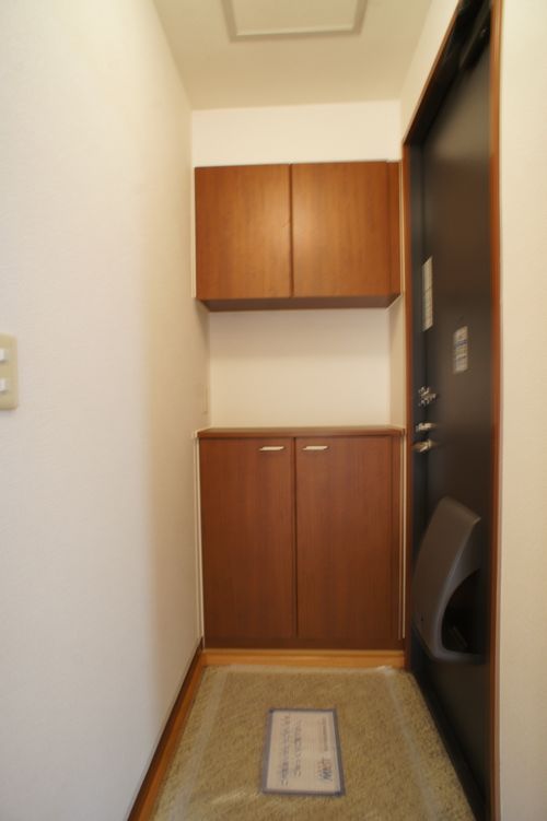 レインボーヒル高間木 202号-8