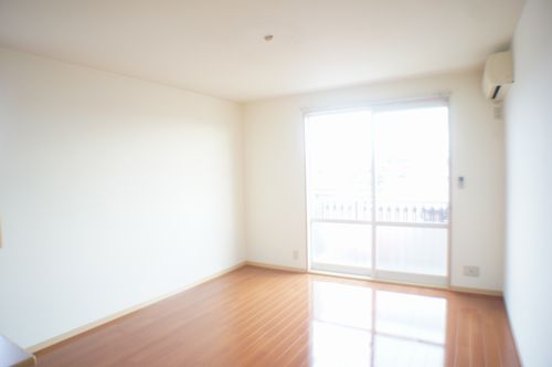 メゾン・ア・ラ・モード 201号-4