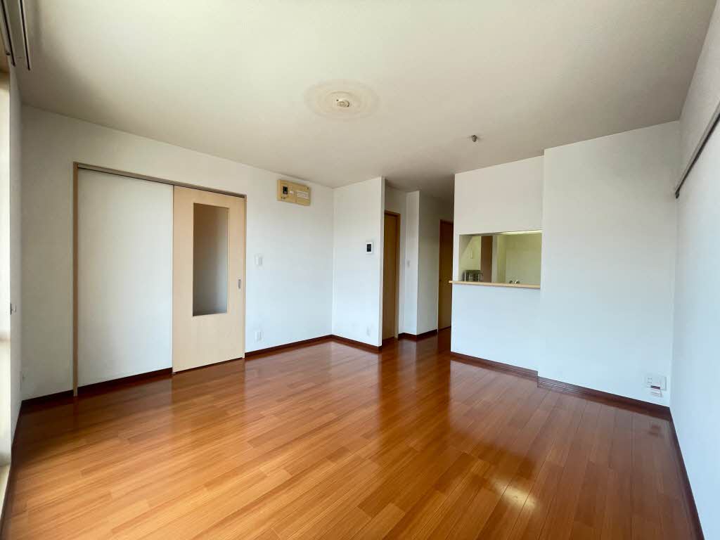 シャーバイオレットＦ 101号-2