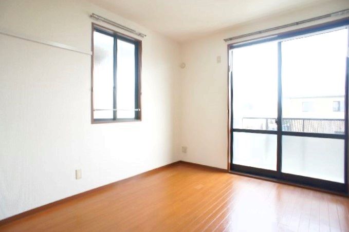 ヴィラ・フォンテーヌＣ 201号-5