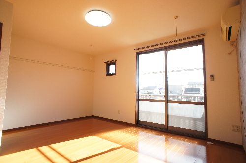 ファータ 103号-3