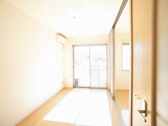 ヴィクトワ－ル 102号-2