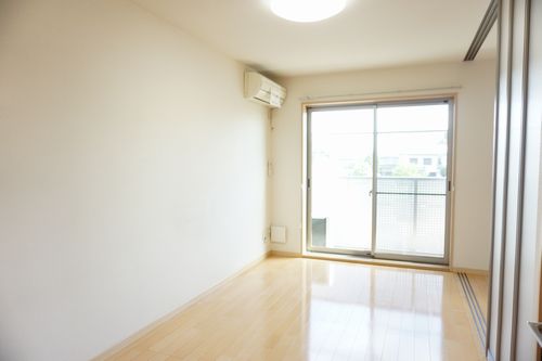 ヴィクトワ－ル 202号-2