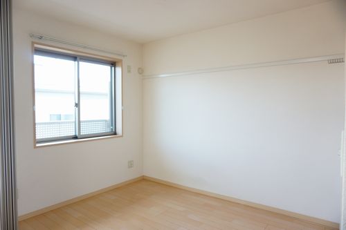 ヴィクトワ－ル 202号-4