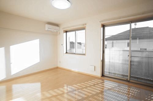 ヴィクトワ－ル 203号-2