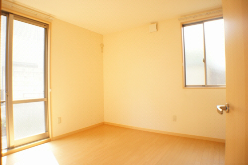 セゾン・リバー 102号-4