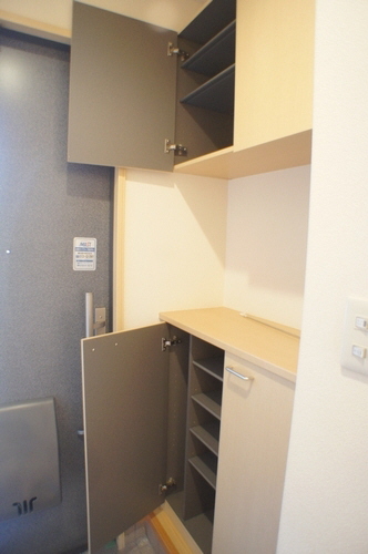 セゾン・リバー 102号-11