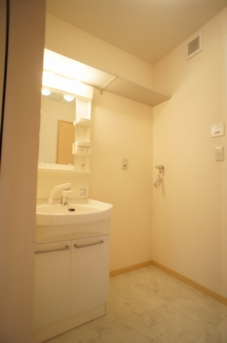 セゾン・リバー 201号-8