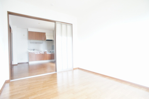 タウンコートＤ 201号-3