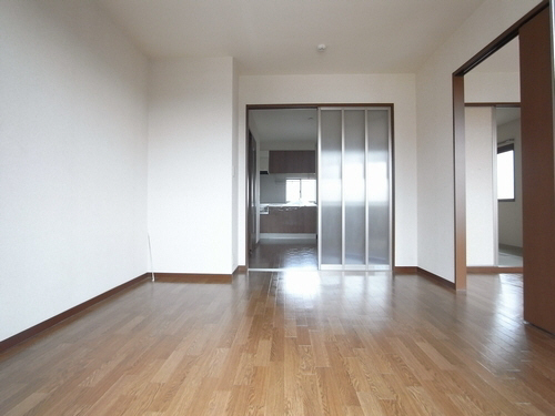 メゾンＳＡＫＵＲＡ 202号-2