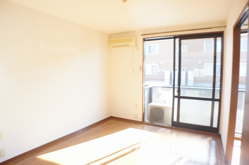 ヴィラ・コンフォートB 102号-2