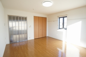 ルン・ガルノ Ⅰ号棟 103号-3