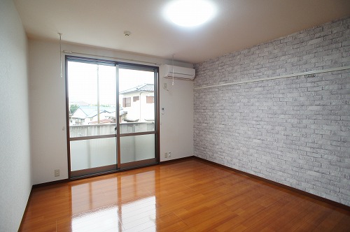 サンライフコーポ 105号-2