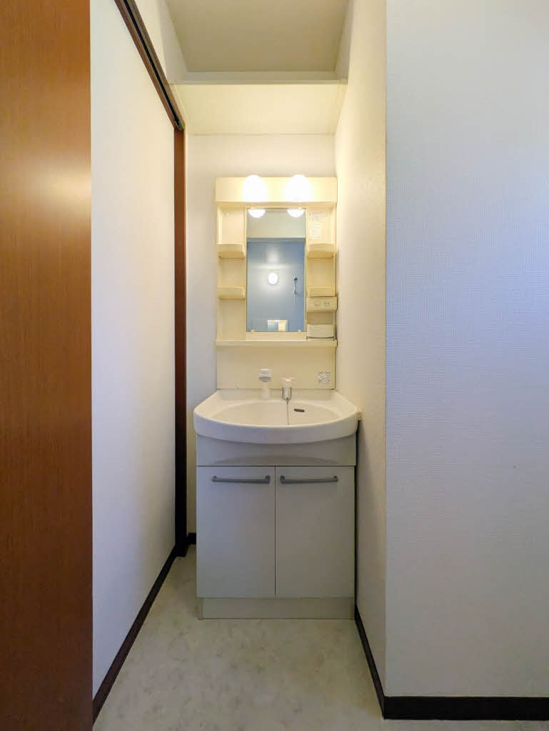 フレグランス　ユリ 202号-8