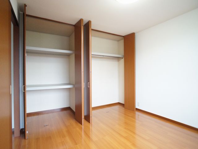 サザン・コート見川 202号-8