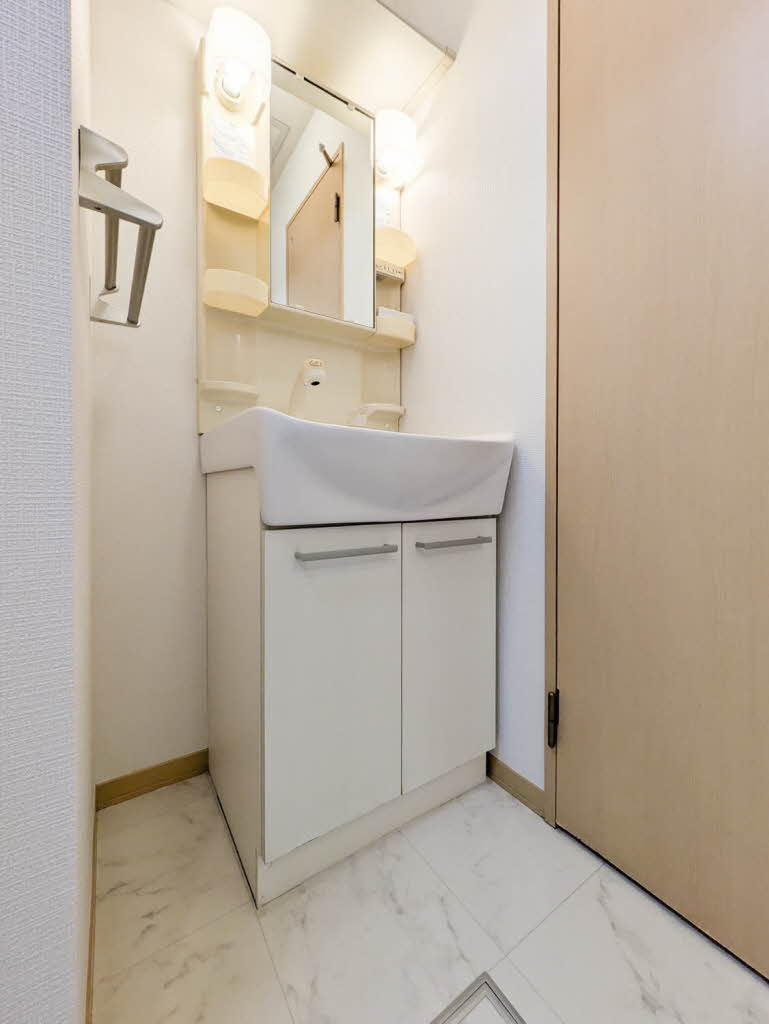 シティーハイムＷＩＮＧ田彦Ａ 110号-8