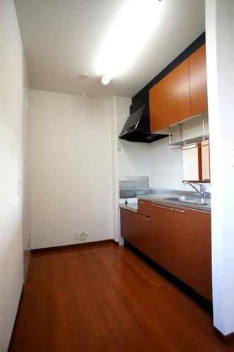 レイクヴィラ御茶園　Ｄ 101号-4