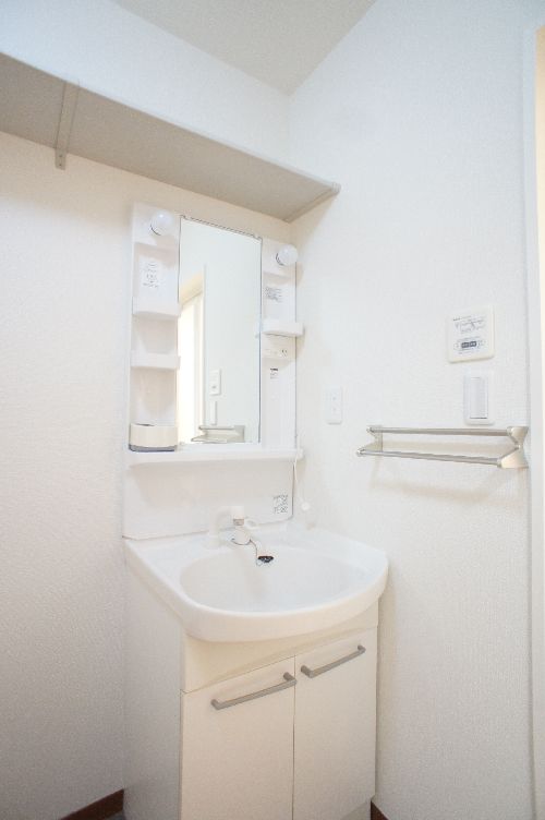 クランシューズ西原 101号-6