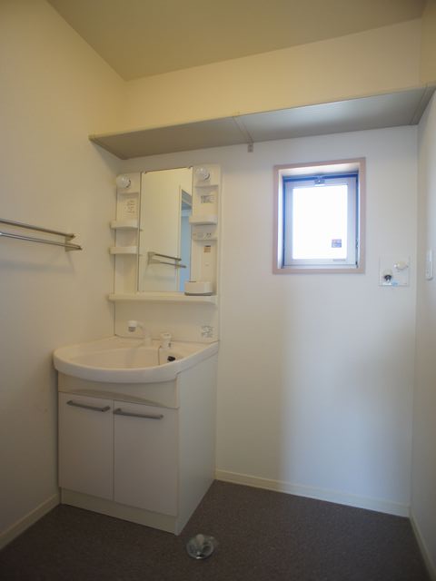 ヴィラーチェ・S 203号-9