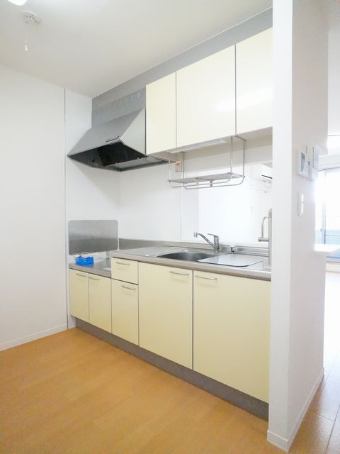 ヴィラーチェ・Ｓ 205号-4