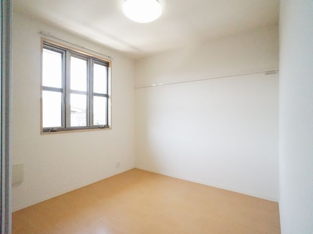 ヴィラーチェ・Ｓ 205号-5