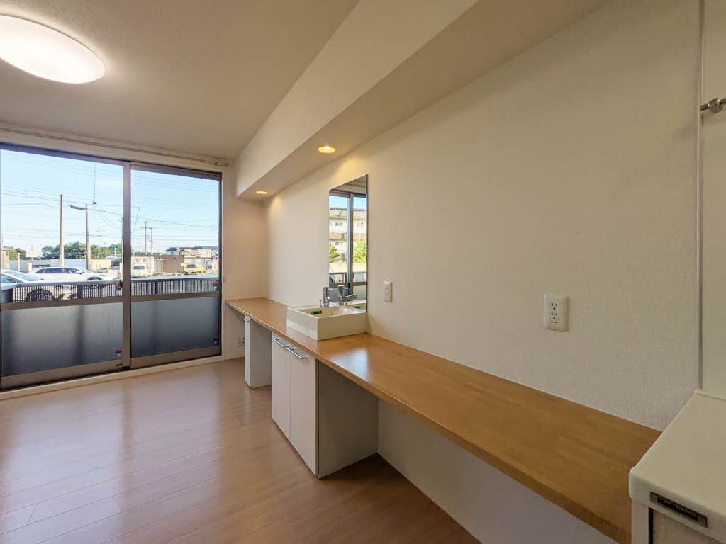 マークリーサＢ 102号-3