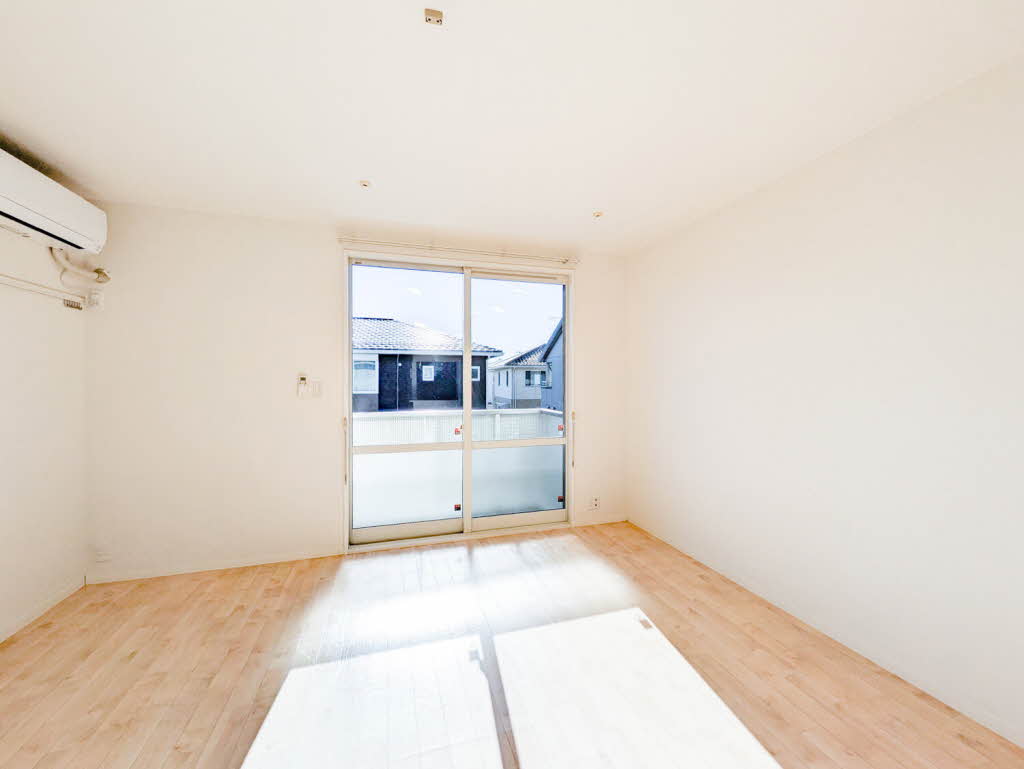 メゾン・ルミエール 203号-3