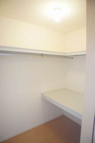 グランドソレーユB 201号-6