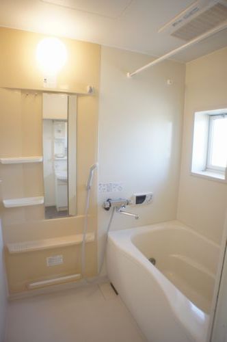 グランドソレーユB 201号-8