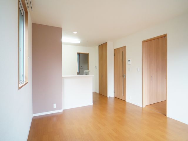 ローズヒルズA 101号-2