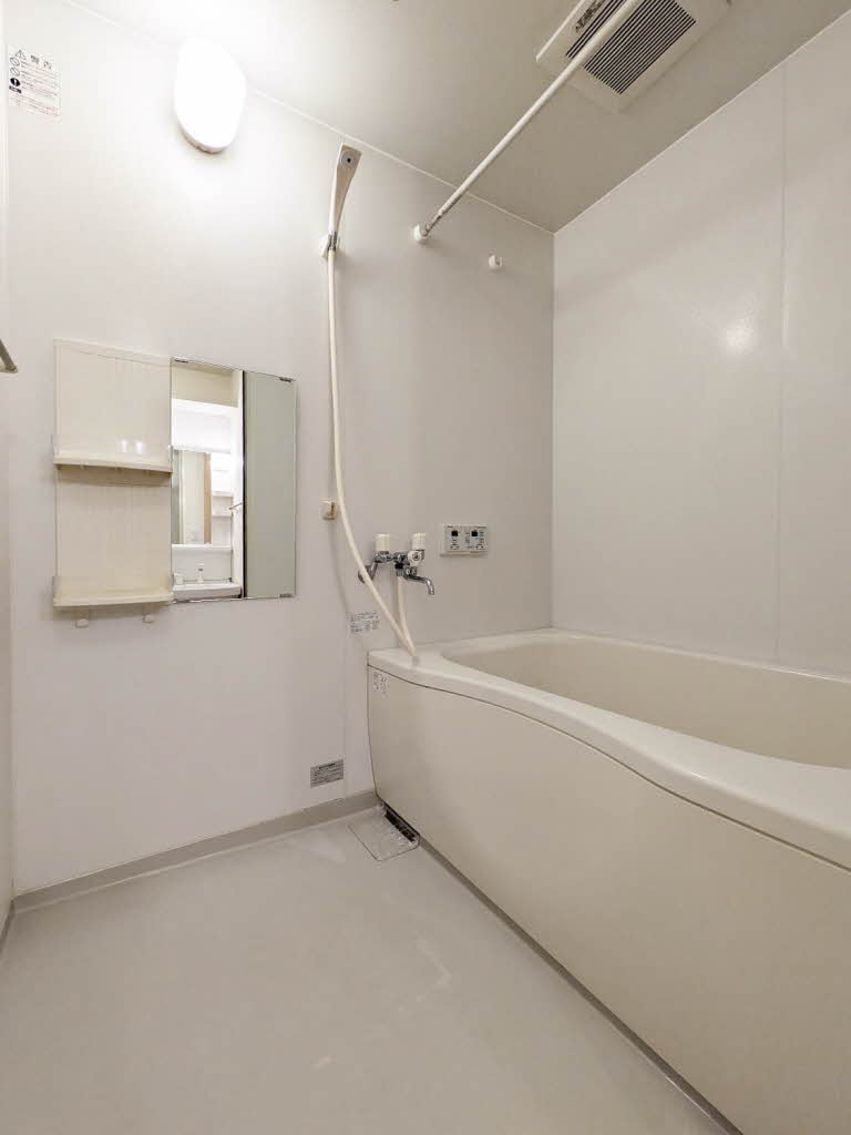 コンフォールメゾン B 202号-8