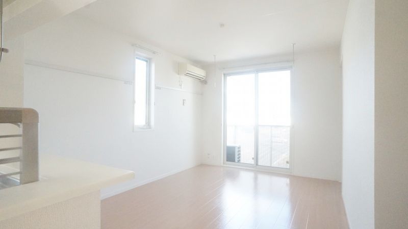 シャーメゾン堀町 201号-2