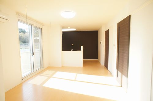 メゾン　ド　フェリス 102号-2