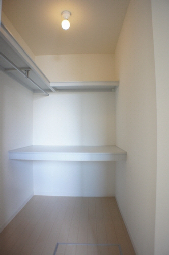 エミネンスハイツ見川 102号-3