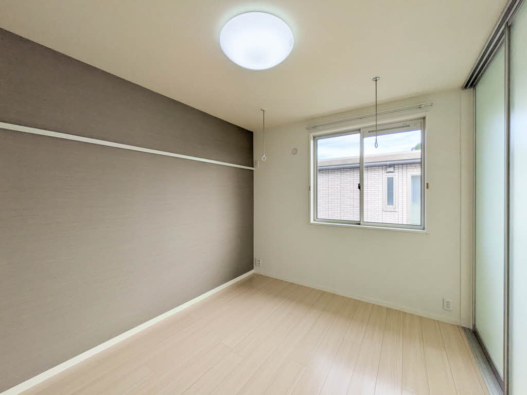 ラヴェーナ・S 202号-4